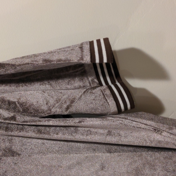 🍑Summer Furry Velveteen Boxy Oversize Polo Shirt NWOT Size Medium C167 - Picture 4 of 8